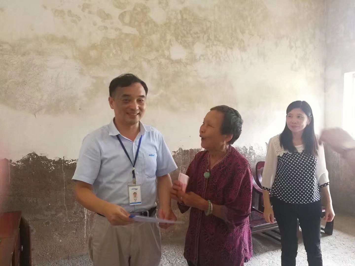 安特医疗扶贫活动